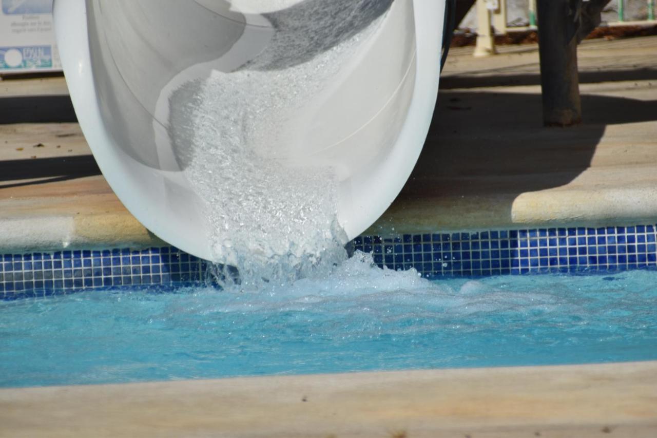 Appartement Look Industriel Pour 4 Personnes Avec Piscine A La Plage La Londe-les-Maures Exterior foto