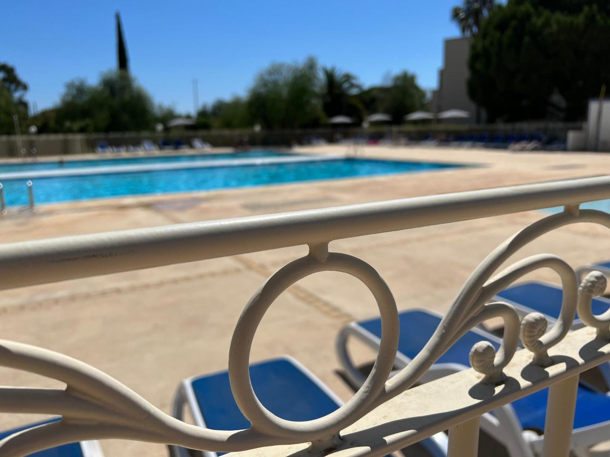 Appartement Look Industriel Pour 4 Personnes Avec Piscine A La Plage La Londe-les-Maures Exterior foto