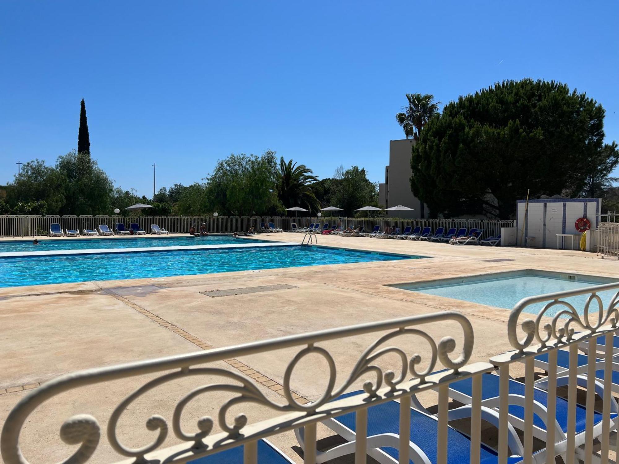 Appartement Look Industriel Pour 4 Personnes Avec Piscine A La Plage La Londe-les-Maures Exterior foto