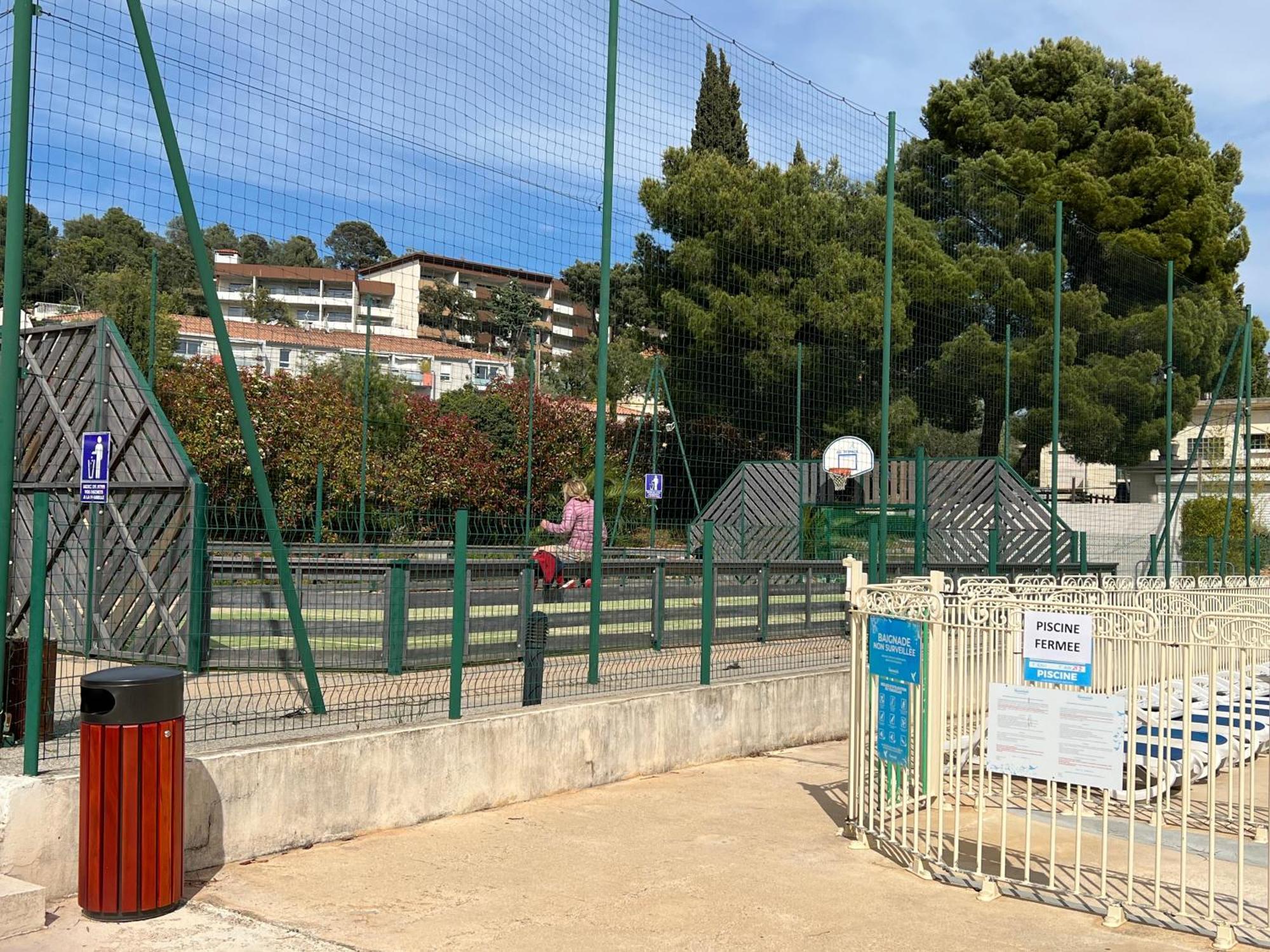 Appartement Look Industriel Pour 4 Personnes Avec Piscine A La Plage La Londe-les-Maures Exterior foto